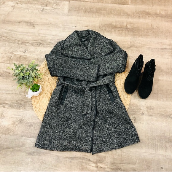 BGSD Black Sparkly Tie Coat - Picture 3 of 14